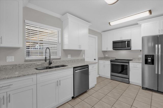 498 TIMBERWOLF TRAIL, Apopka, FL 32712