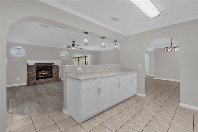 498 TIMBERWOLF TRAIL, Apopka, FL 32712