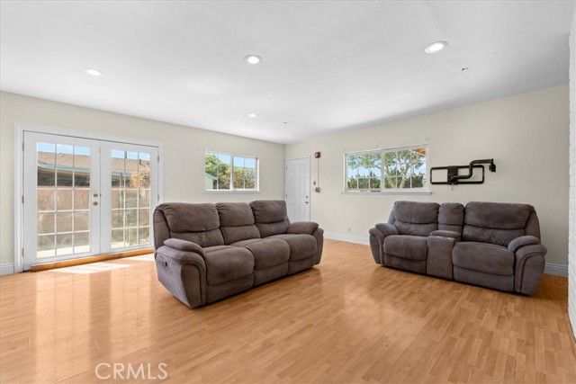 554 W Verness, Covina, CA 91723