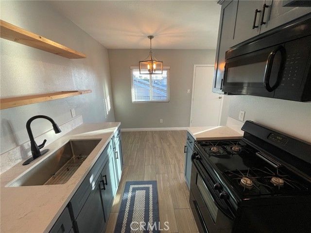 1707 W 81st, Los Angeles, CA 90047