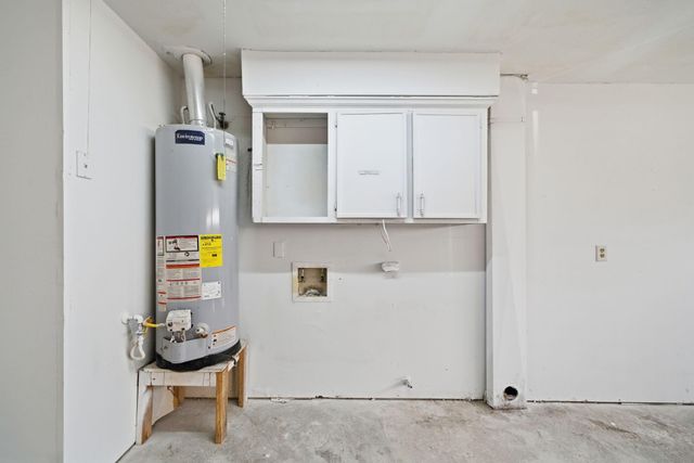 122 White Cedar Street, Houston, TX 77015