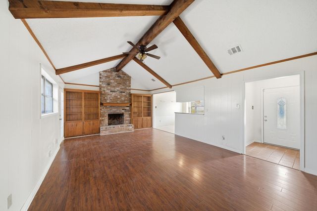 122 White Cedar Street, Houston, TX 77015