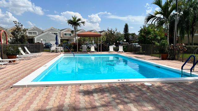 1441 NW 122nd Terrace, Pembroke Pines, FL 33026