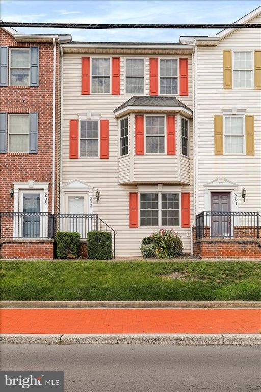 203 DECATUR ST, Cumberland, MD 21502