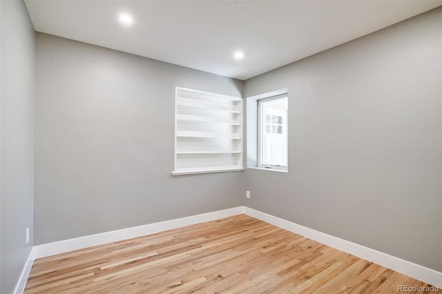 2323 N Niagara Street, Denver, CO 80207