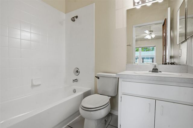 12367 BERKELEY SQUARE DRIVE, Tampa, FL 33626