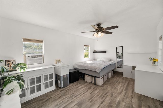 14981 W Highway 22, Blooming Grove, TX 76626