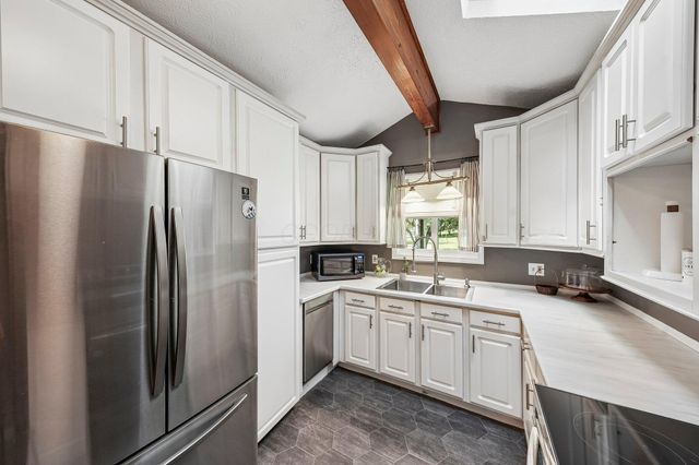 2790 Marks Road, Valley City, OH 44280