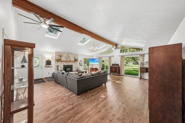 2790 Marks Road, Valley City, OH 44280