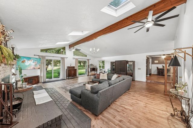 2790 Marks Road, Valley City, OH 44280
