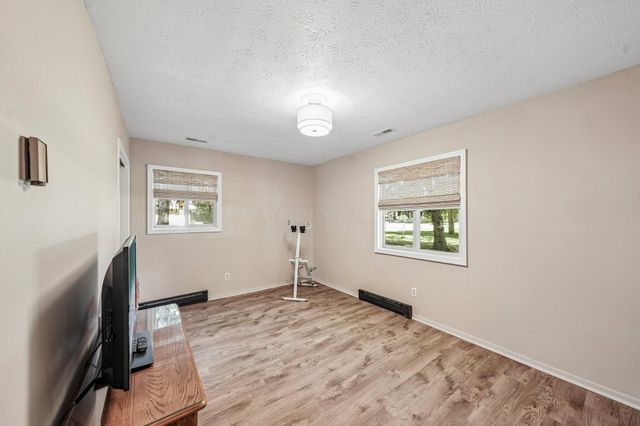 2790 Marks Road, Valley City, OH 44280