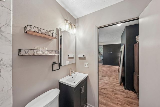 2790 Marks Road, Valley City, OH 44280