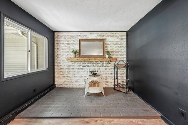 2790 Marks Road, Valley City, OH 44280