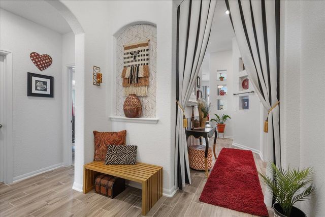 181 Durian LOOP, Buda, TX 78610