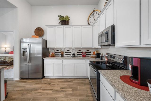 181 Durian LOOP, Buda, TX 78610