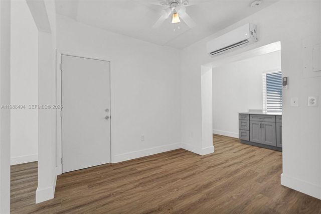 319 80th St 8, Miami Beach, FL 33141