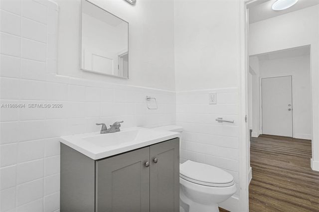 319 80th St 8, Miami Beach, FL 33141