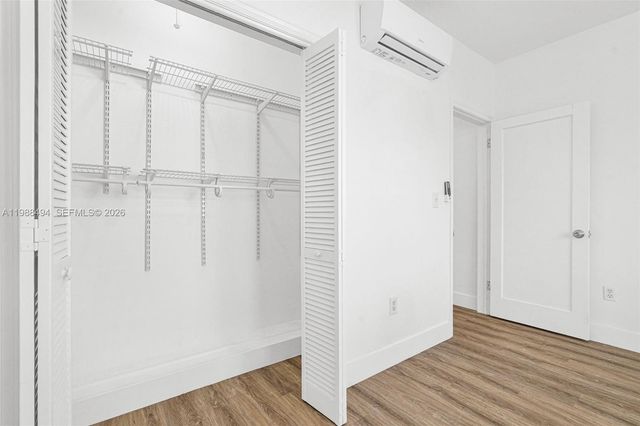 319 80th St 8, Miami Beach, FL 33141