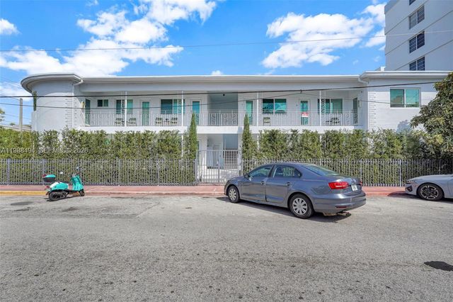 319 80th St 8, Miami Beach, FL 33141