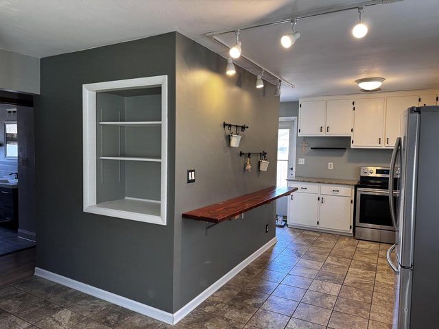 1623 17th AVENUE, Grafton, WI 53024