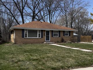 1623 17th AVENUE, Grafton, WI 53024