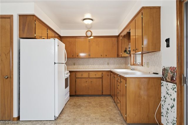 5049 Tam O Shanter Drive, Poland, OH 44514