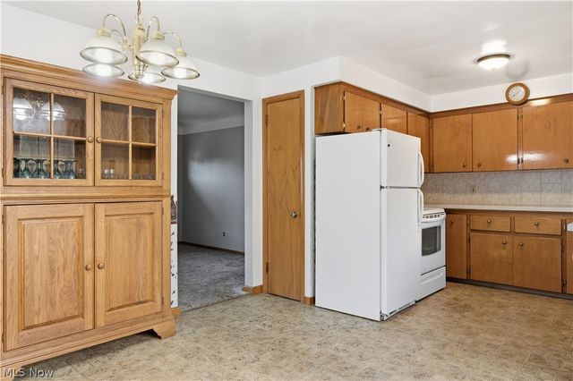 5049 Tam O Shanter Drive, Poland, OH 44514