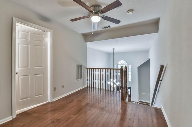 15 Shinyrock Place, The Woodlands, TX 77381