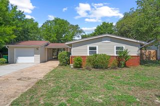 1 Mary Esther Drive, Mary Esther, FL 32569