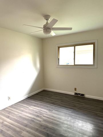 6655 W Brentwood AVENUE, Milwaukee, WI 53223