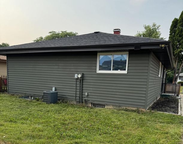 6655 W Brentwood AVENUE, Milwaukee, WI 53223