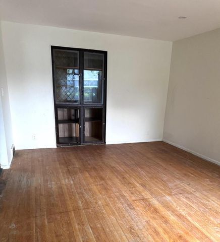 6655 W Brentwood AVENUE, Milwaukee, WI 53223