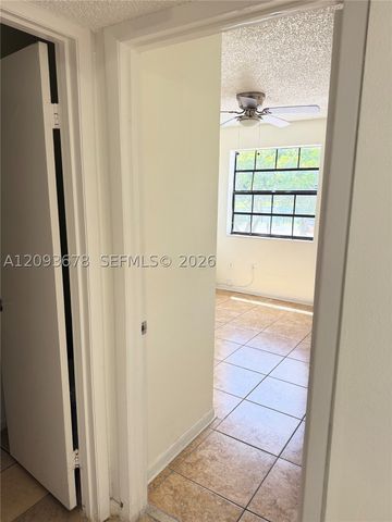 1021 Adams Ave 1021E, Homestead, FL 33034