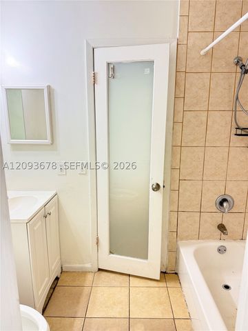 1021 Adams Ave 1021E, Homestead, FL 33034