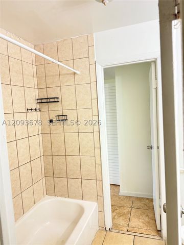 1021 Adams Ave 1021E, Homestead, FL 33034