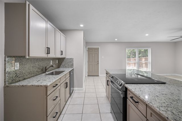 306 Hardwood Trail, Mesquite, TX 75150