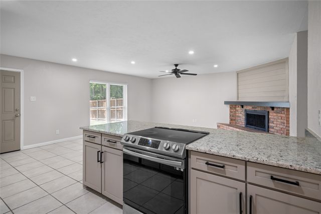 306 Hardwood Trail, Mesquite, TX 75150