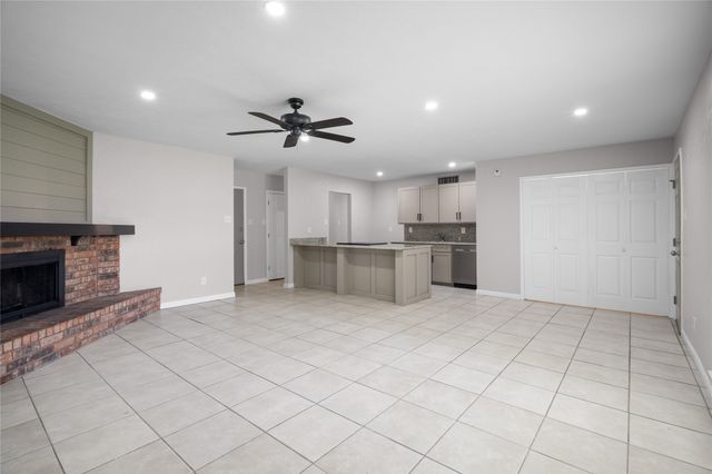 306 Hardwood Trail, Mesquite, TX 75150