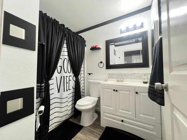 3424 Penny Ln, Modesto, CA 95354