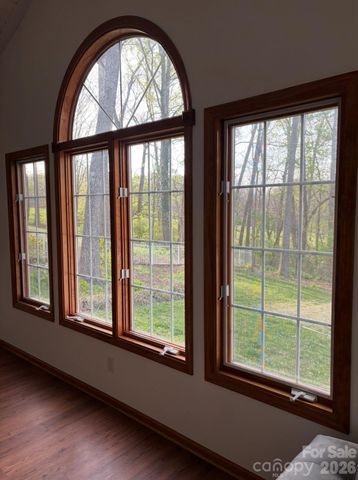 131 Caldonia Drive, Candler, NC 28715