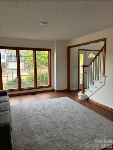 131 Caldonia Drive, Candler, NC 28715