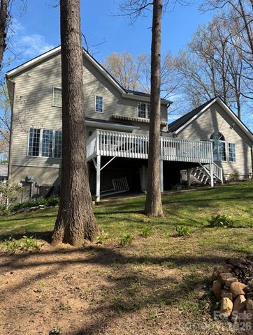 131 Caldonia Drive, Candler, NC 28715