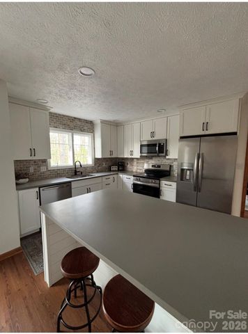 131 Caldonia Drive, Candler, NC 28715