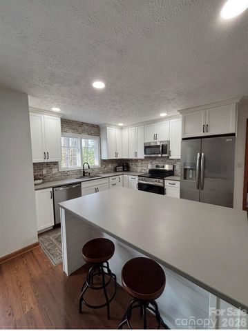 131 Caldonia Drive, Candler, NC 28715