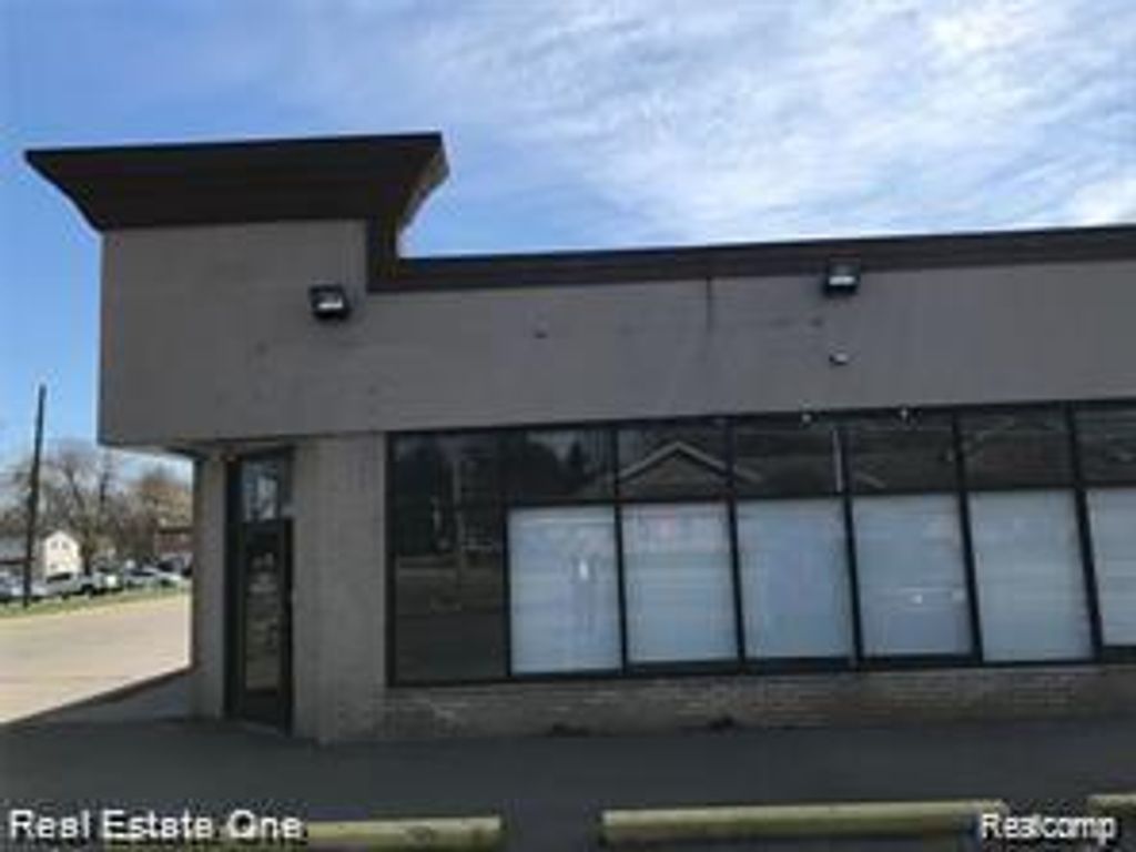 2315 S Venoy Road, Westland, MI 48186