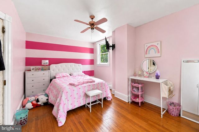 1208 VALLEY RD, Glen Mills, PA 19342