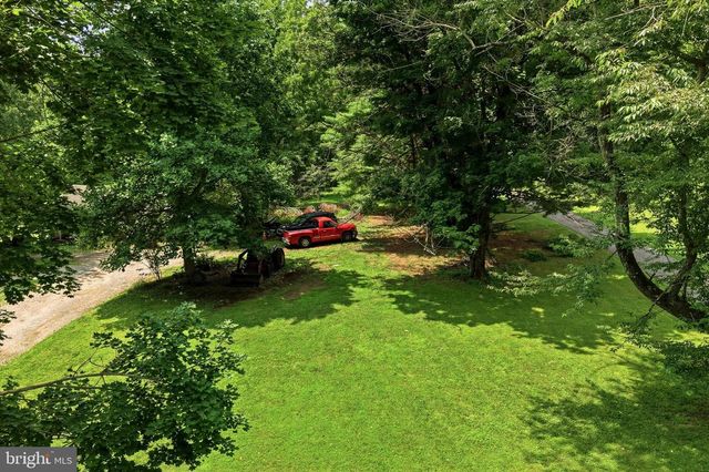 1208 VALLEY RD, Glen Mills, PA 19342