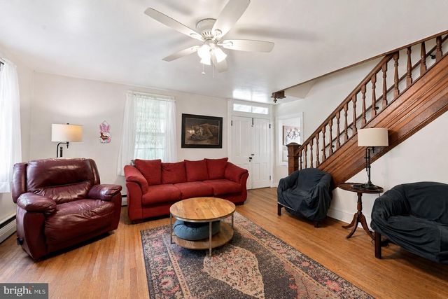 1208 VALLEY RD, Glen Mills, PA 19342