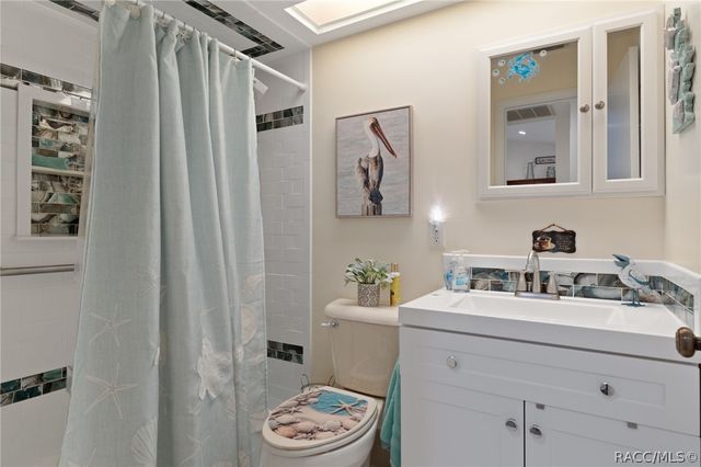 1504 N Foxboro Loop, Crystal River, FL 34429