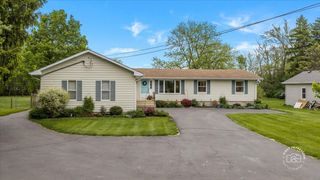 1271 N Randall Road, Aurora, IL 60506